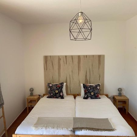Guesthouse Releash Алжезур Екстериор снимка